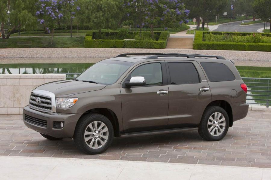  Toyota Sequoia 2013 года  (фото 45 из 50)